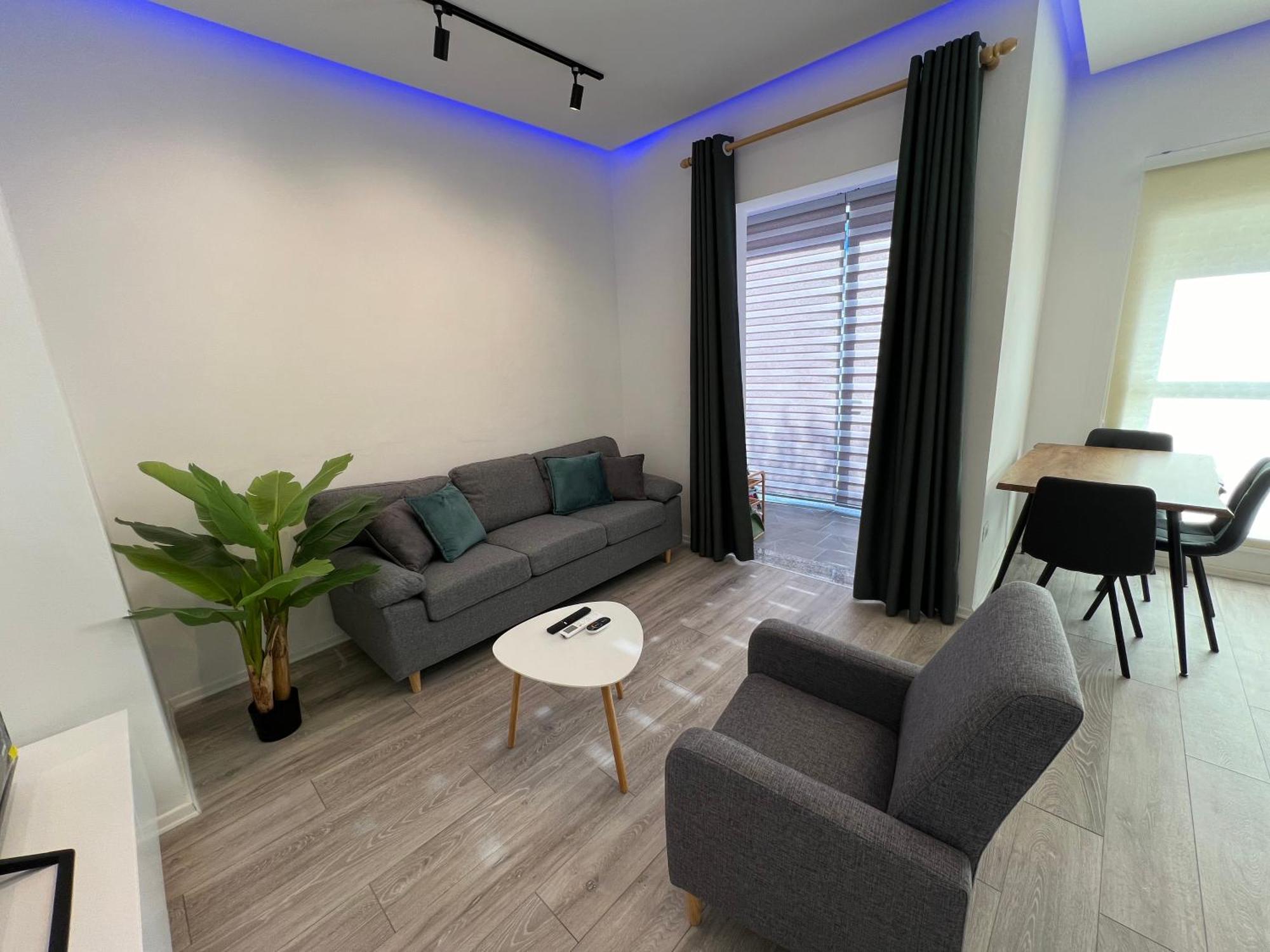 Sunflower Apartment Tirana Exterior foto
